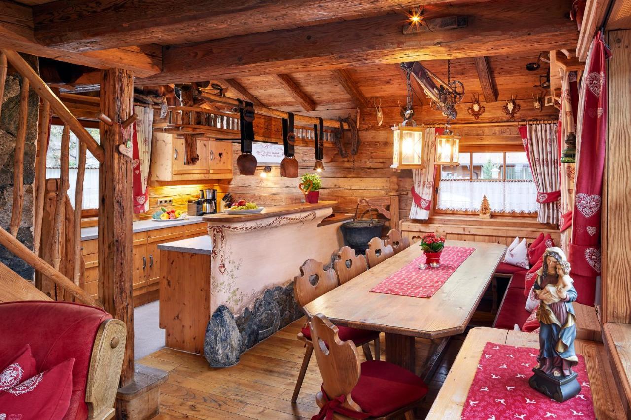 Almdorf Flachau - Luxus Huettenurlaub المظهر الخارجي الصورة